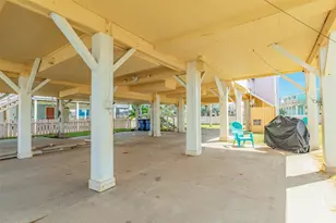 922 Seashell Dr, Freeport, TX 77541 - Photo 38