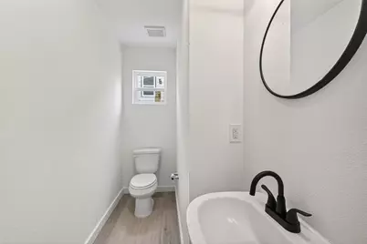 9007 Hilda Street, Houston, TX 77033 - Photo 14