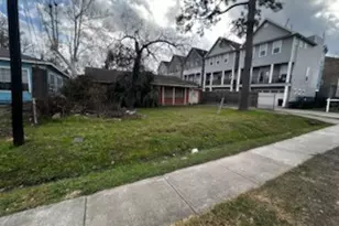 1240 W 26th St, Houston, TX 77008 - Photo 4