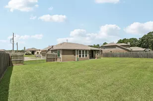 100 Jessica Dr, Dayton, TX 77535 - Photo 30