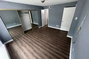 12100 Overbrook Ln, Houston, TX 77077 - Photo 10