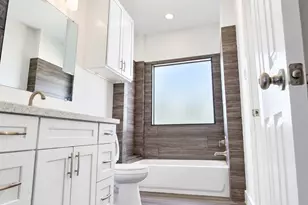 2515 11th St, Hempstead, TX 77445 - Photo 18