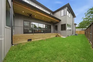 2015 Harvard St, Houston, TX 77008 - Photo 4