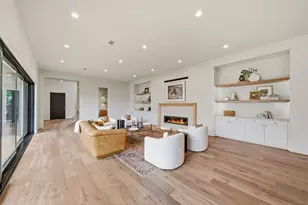2015 Harvard St, Houston, TX 77008 - Photo 14