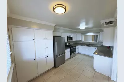 2210 Dorrington Street #306, Houston, TX 77030 - Photo 4
