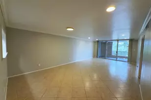 2210 Dorrington St, Houston, TX 77030 - Photo 2