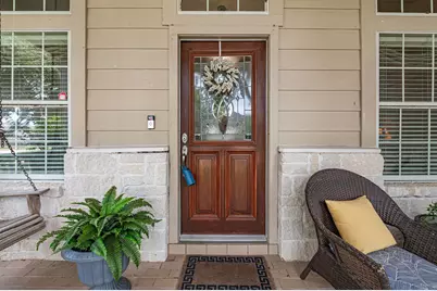 9111 Stoneleigh Drive, Sugar Land, TX 77479 - Photo 4