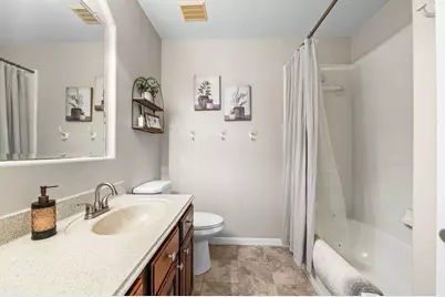 9111 Stoneleigh Drive, Sugar Land, TX 77479 - Photo 24
