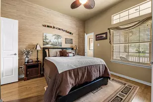 9111 Stoneleigh Dr, Sugar Land, TX 77479 - Photo 26