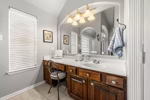 9111 Stoneleigh Dr, Sugar Land, TX 77479 - Photo 22