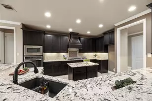 10323 Millcreek Manor Ln, Cypress, TX 77433 - Photo 12