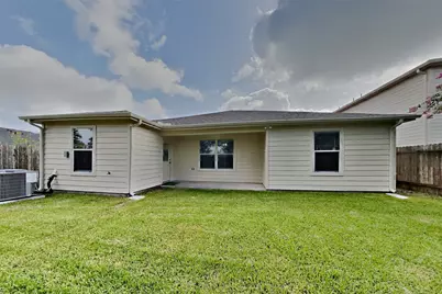 6826 Clover Walk Lane, Richmond, TX 77469 - Photo 18