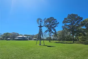 5100 Warpath St, Alvin, TX 77511 - Photo 32