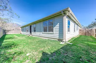 220 Kellyn Ct, Conroe, TX 77306 - Photo 20