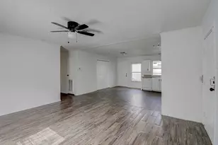 11727 Greensbrook Forest Dr, Houston, TX 77044 - Photo 8