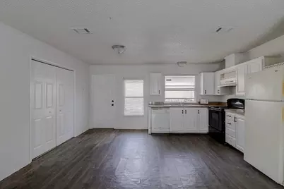 11727 Greensbrook Forest Drive, Houston, TX 77044 - Photo 12