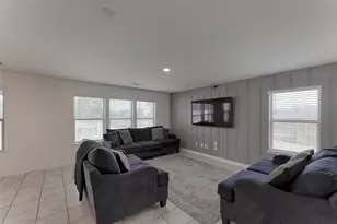 622 Coyote Cyn Ct, Magnolia, TX 77354 - Photo 4