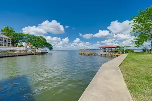 23340 3 Points Dr, Berryville, TX 75763 - Photo 40