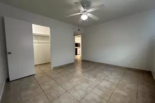 1010 S Wayside Dr, Houston, TX 77023 - Photo 34