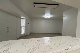 1010 S Wayside Dr, Houston, TX 77023 - Photo 40