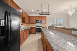 2237 Onyx Ct, Texas City, TX 77591 - Photo 2