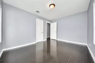 113 Obion Rd, Houston, TX 77076 - Photo 16