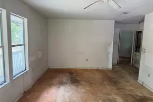 1702 Williams St, Lufkin, TX 75904 - Photo 2