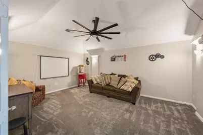 8109 Threadtail Street, Conroe, TX 77385 - Photo 18