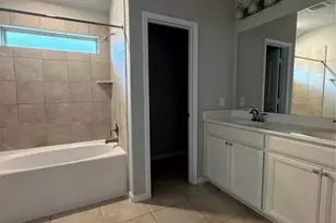 6934 Scarlet Sagebrush St, Katy, TX 77449 - Photo 6
