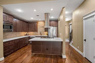 2108 N Memorial Way, Houston, TX 77007 - Photo 6