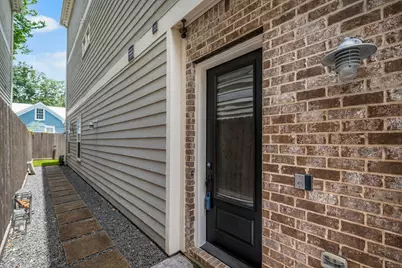 2108 N Memorial Way, Houston, TX 77007 - Photo 4
