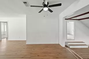 8327 Bonner Dr, Houston, TX 77017 - Photo 10