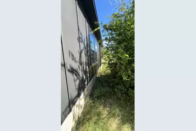 1719 El Monte Boulevard, San Antonio, TX 78201 - Photo 8