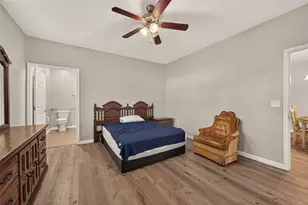 5726 Southwind St, Houston, TX 77033 - Photo 16