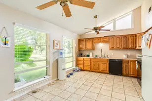133 Tweedy Ln, Sweeny, TX 77480 - Photo 18