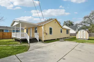 1409 Fairbanks St, Houston, TX 77009 - Photo 6