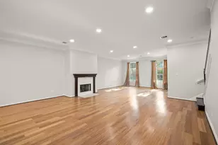 4023 Breakwood Dr, Houston, TX 77025 - Photo 4