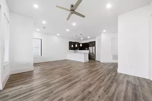 199 Waterpoint Ct, Conroe, TX 77356 - Photo 18