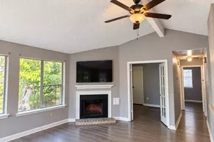 7222 Londres Dr, Houston, TX 77083 - Photo 14