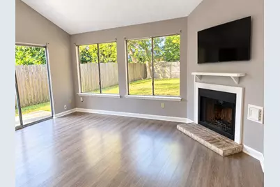 7222 Londres Drive, Houston, TX 77083 - Photo 12