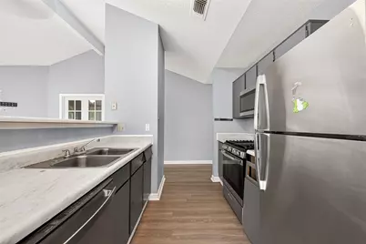 7222 Londres Drive, Houston, TX 77083 - Photo 6