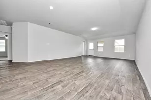 8302 Rose Petals Ln, Rosharon, TX 77583 - Photo 8