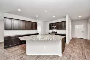 8302 Rose Petals Ln, Rosharon, TX 77583 - Photo 4