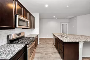 8302 Rose Petals Ln, Rosharon, TX 77583 - Photo 12
