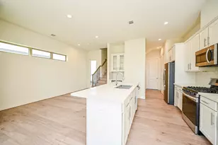 1106 Fuschia Rd, Houston, TX 77055 - Photo 22