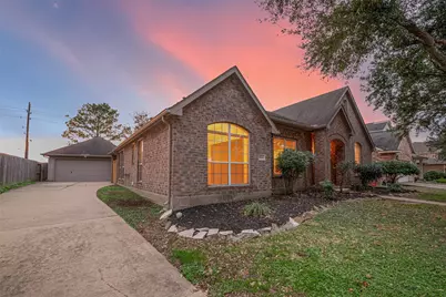 1608 Spring Glen Lane, Pearland, TX 77581 - Photo 2