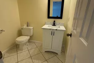 6423 Crim Ct, Houston, TX 77049 - Photo 8