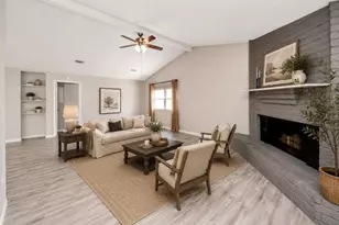 8622 Valley Meadow Dr, Houston, TX 77078 - Photo 1