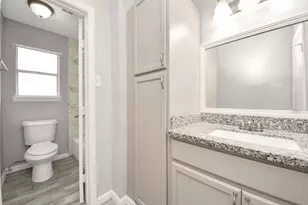 8622 Valley Meadow Dr, Houston, TX 77078 - Photo 20
