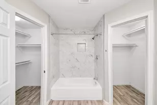 8622 Valley Meadow Dr, Houston, TX 77078 - Photo 22